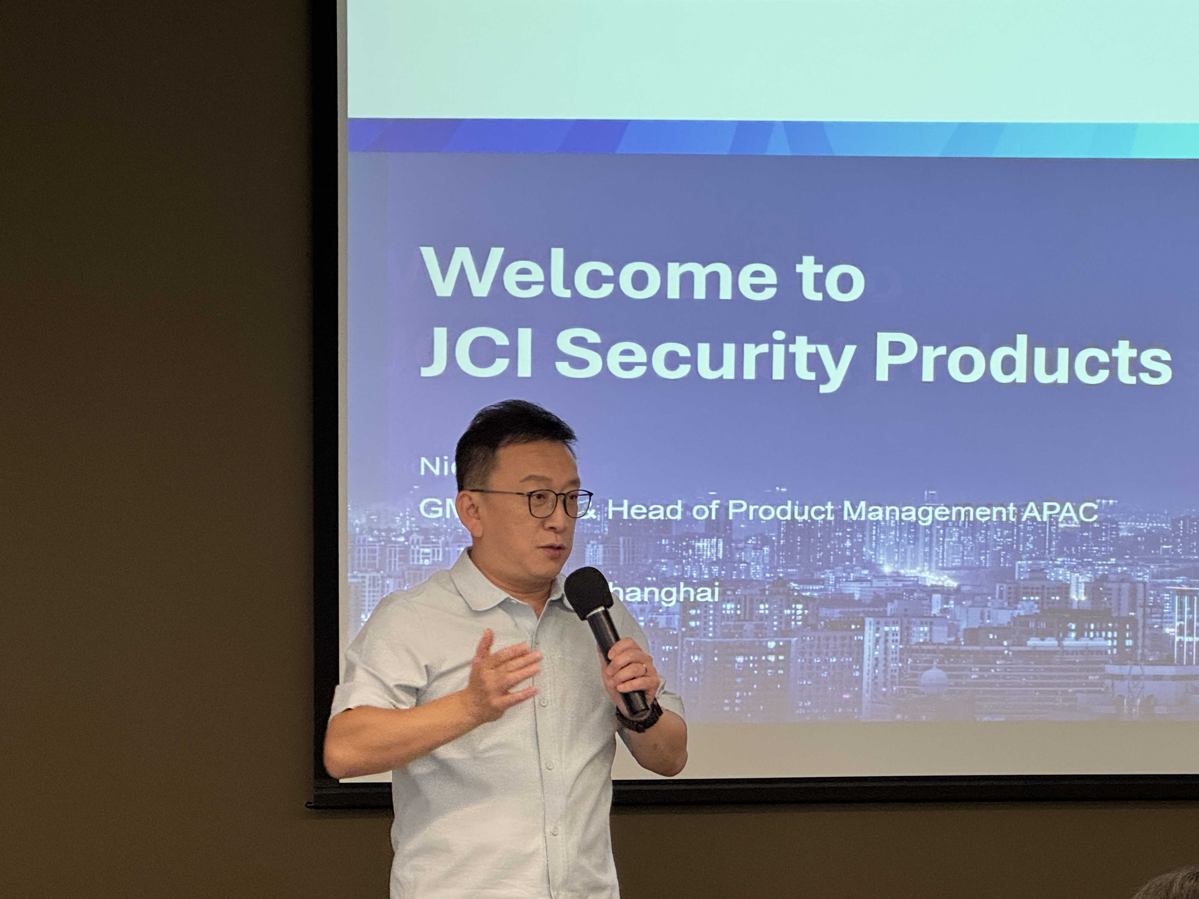 中国·18luck新利集团(股份)有限公司-官方网站